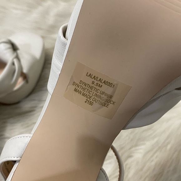 Steve Madden Cream Bone Faux Leather Knot Strap Platform Heeled Sandals Lala - Picture 8 of 8